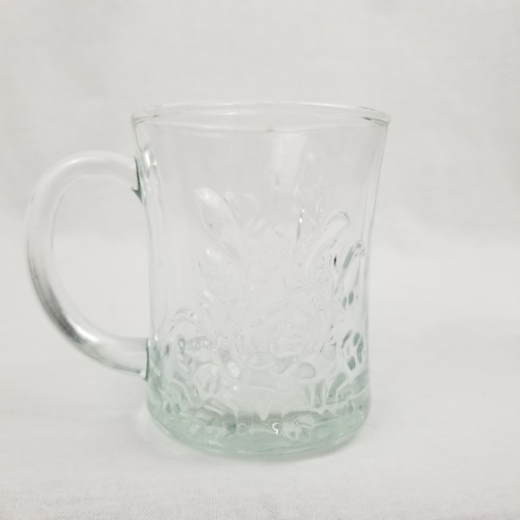 Two glass mugs with etched flowers VTG - Picture 2 of 13